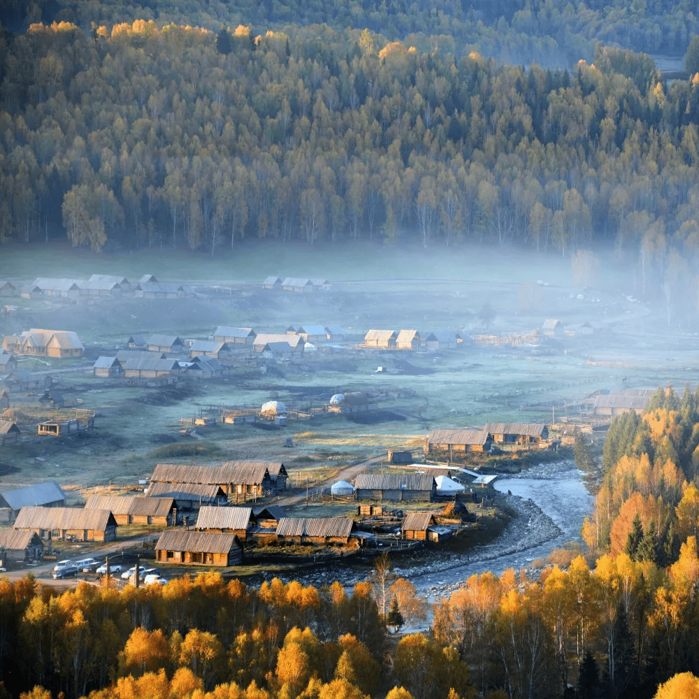 Xinjiang Travel Guide for Cultural Explorers: Silk Road Bazaars, Canyon Trails & Grassland Nights